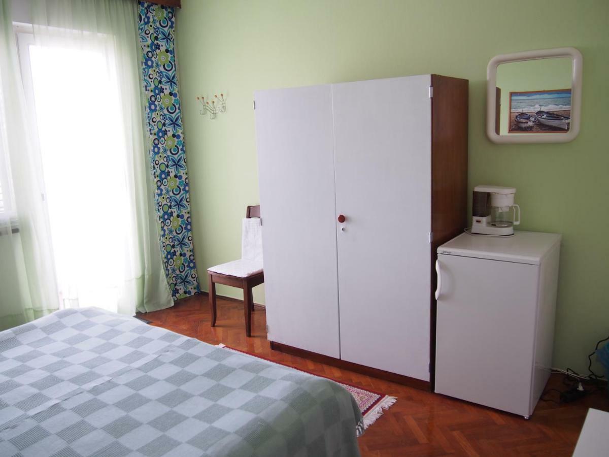 Muzic Budget Double Room Мали-Лошинь Экстерьер фото